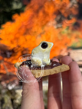 Load image into Gallery viewer, S'more Tog- Resin Art (please limit yourself to 2or 3)