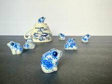 Load image into Gallery viewer, Delft Blue Tog- Resin Art (please limit yourself to 2or 3)
