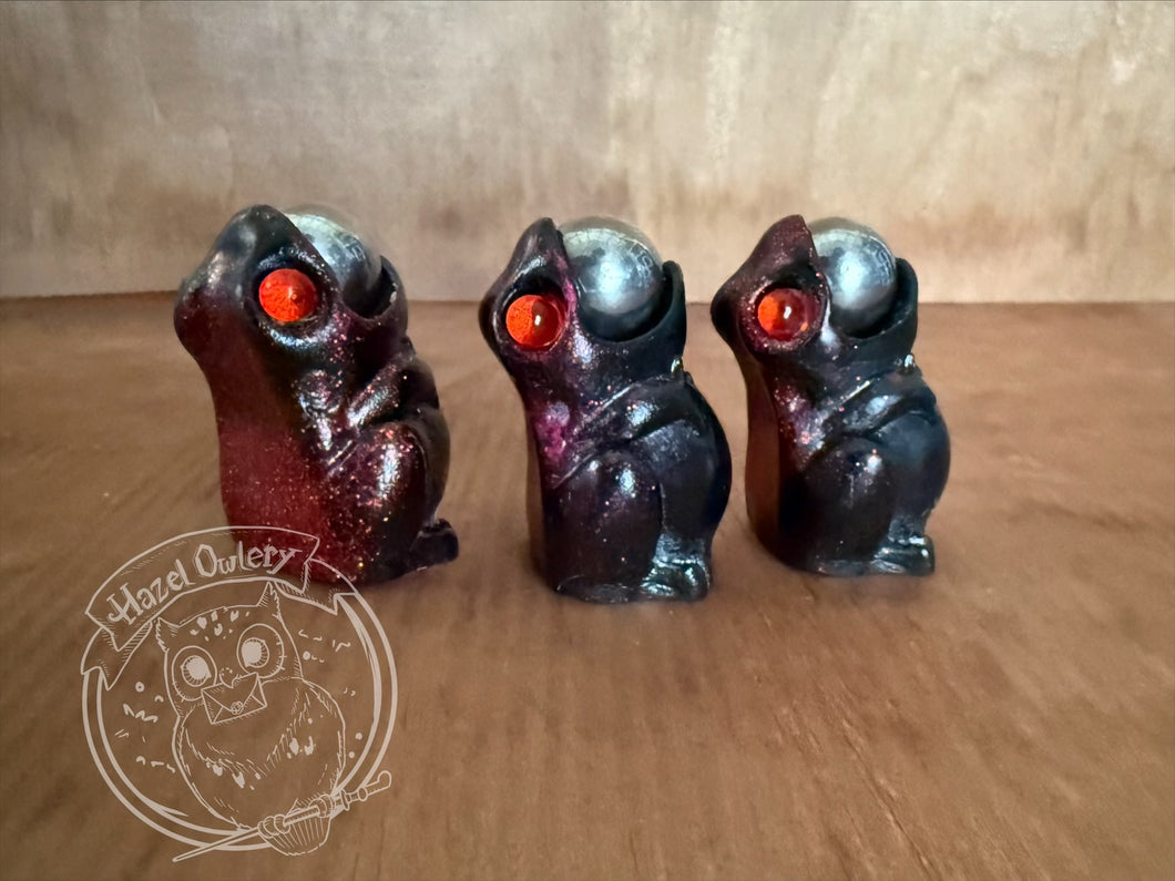 Mothman AHHHH Froggo - Resin Art (please limit yourself to 2or 3)