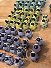 Load image into Gallery viewer, Taro - Boba mini aaaah Froglet - Resin Art (please limit yourself to 2or 3)
