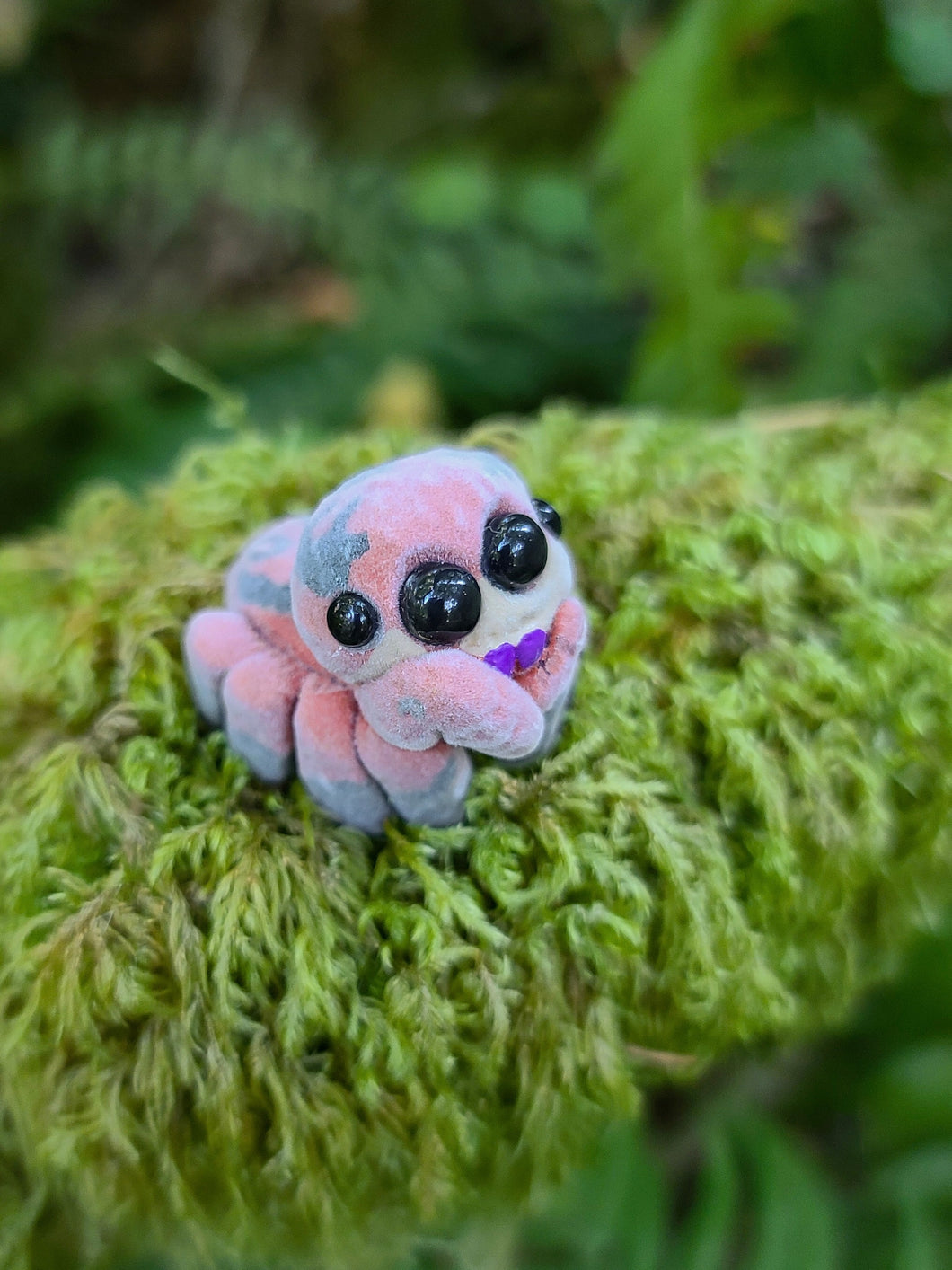 Fuzzy Spiderlings - Flocked Resin Toy