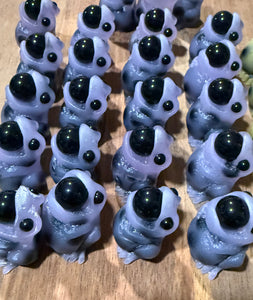 Taro - Boba mini aaaah Froglet - Resin Art (please limit yourself to 2or 3)