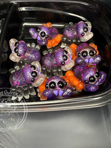 Spooky Fluff Jumping Spider - Resin Art (please only buy 2 or 3 of each variation)