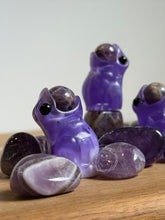 Load image into Gallery viewer, Amethyst AHHHH Froggo - Resin Art (please limit yourself to 2or 3)
