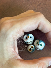 Load image into Gallery viewer, Aruba Island, Curious the Ceramic Owl
